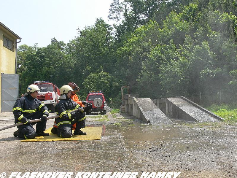 05 - 28.05.2008,  HZS Usteckeho kraje, stanice Usti nad Labem.JPG